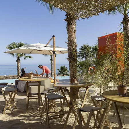 Luxury With Garden In Higueron Фуенхірола