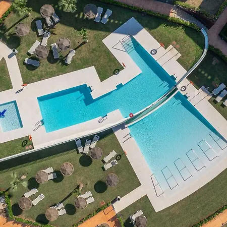 Апартаменти Luxury With Garden In Higueron Фуенхірола