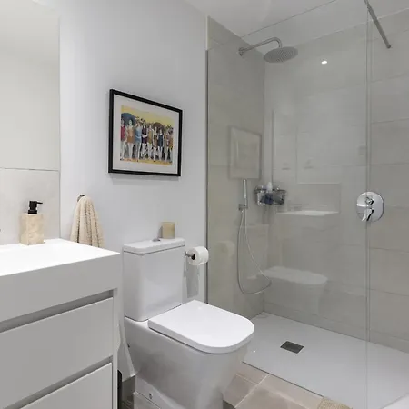 Luxury With Garden In Higueron Fuengirola