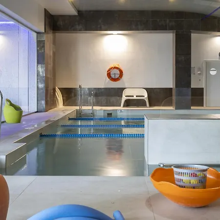 Luxury With Garden In Higueron Apartment