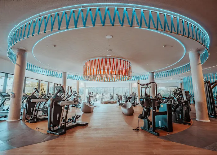 Luxury With Garden In Higueron Daire Fuengirola