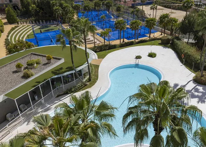 Apartment Luxury With Garden In Higueron